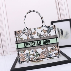 Christian Dior Shopping Bags